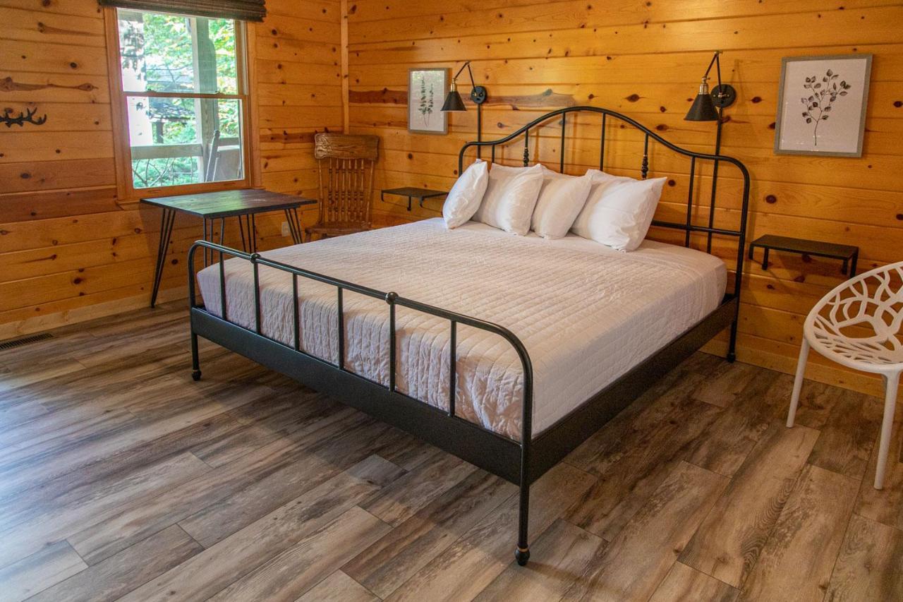 הוילה Busick Mount Mitchell Eco Retreat מראה חיצוני תמונה